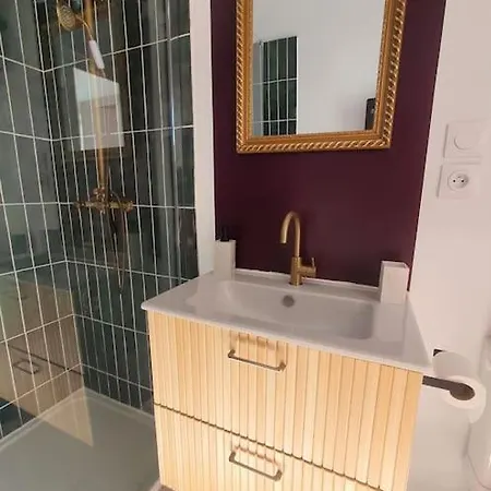 Holiday home Jolie Maisonnette Abrest